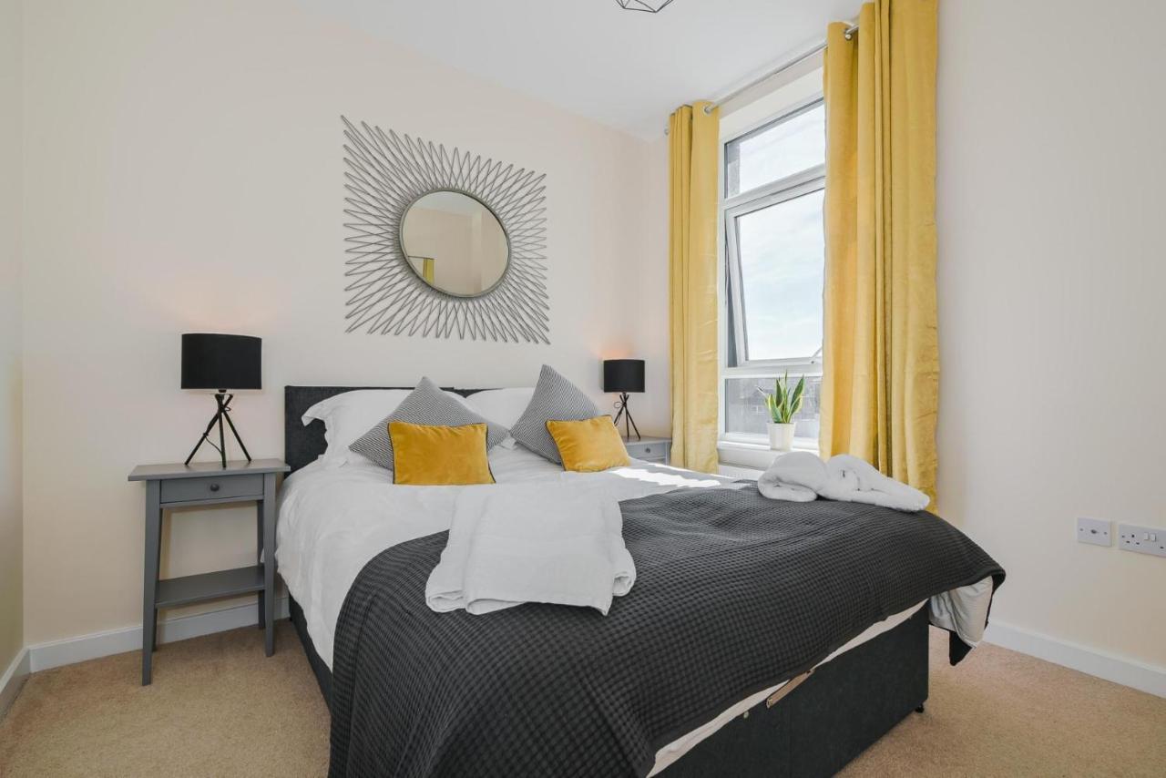 Panorama Apartments By Mesh Accommodation Short & Long Term Lets Ashford For Contractors Or Corporate Stays Ashford (Kent) Exterior foto