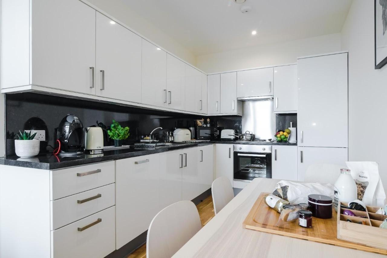 Panorama Apartments By Mesh Accommodation Short & Long Term Lets Ashford For Contractors Or Corporate Stays Ashford (Kent) Exterior foto